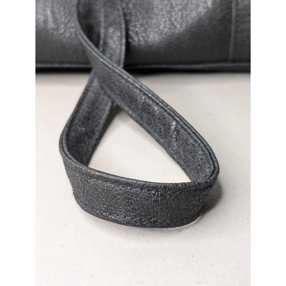 LaTique Black Faux Leather Marbled Shoulder Bag Tote Black‎ Hardware Black Strap